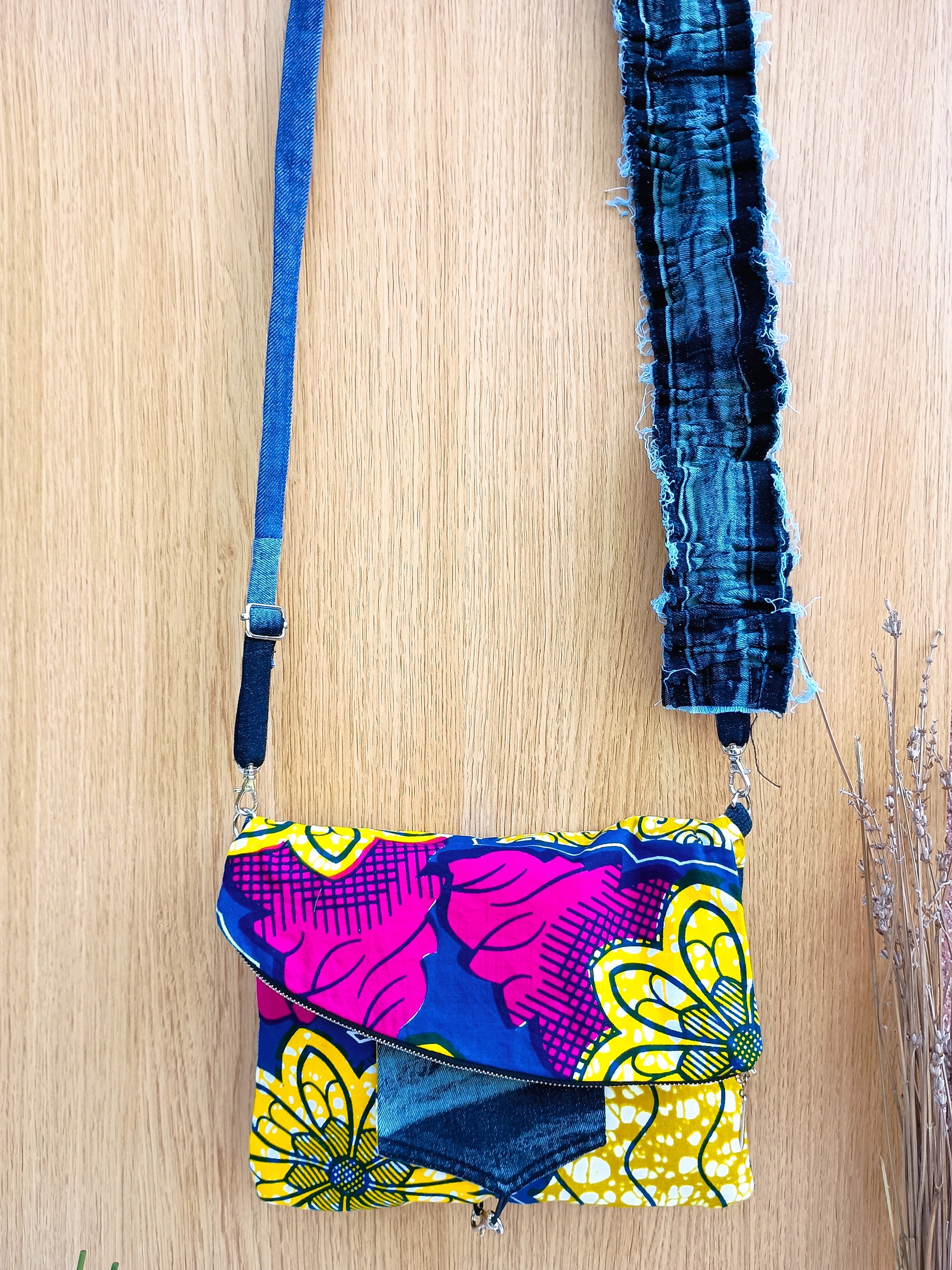 Borsa tracolla con porta salviette UPE